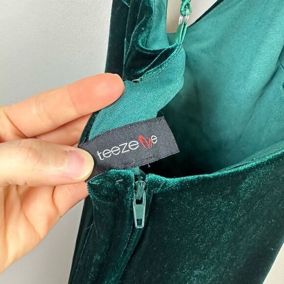 Vintage emerald green velour high thigh slit strappy back maxi dress - Picture 7 of 10